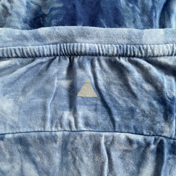 Balance Athletica/Vitality Men’s size M - Picture 2 of 2